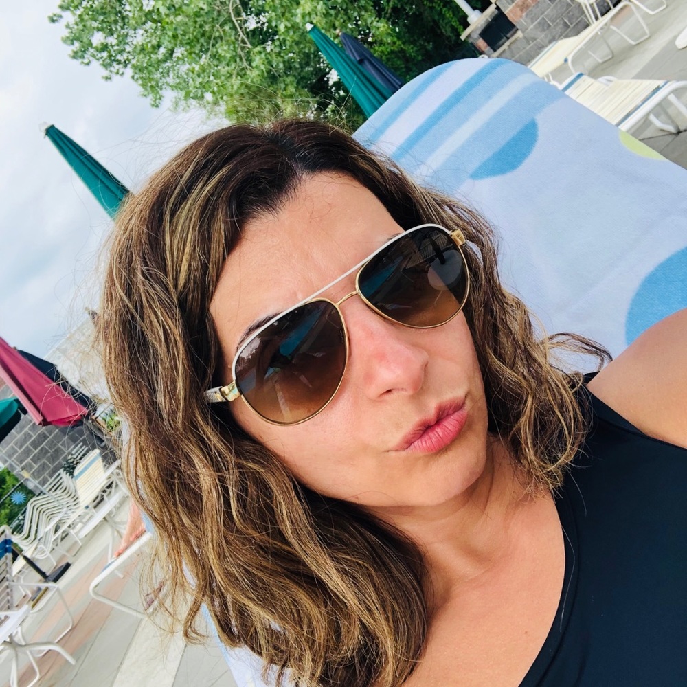 Meet your Posher, Maria